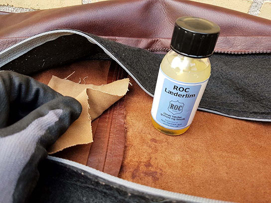 læderhynde repareres med ROC Læderlim, leather repair kit og farves med ROC Narvsværte